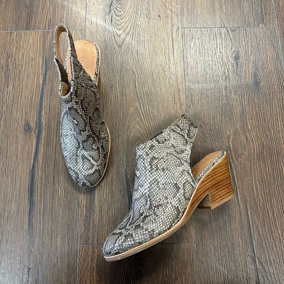 Gentle souls signature by Kenneth Cole sling back bootie SZ 7 - Picture 2 of 8